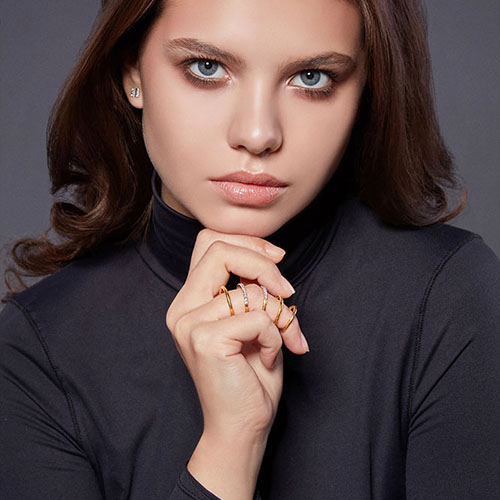 Makeup Campanie Exquisite Soul Diamonds Corina Tudor artist cursuri constanta bucuresti carte secretele machiajului de mireasa nunta bijuterii sedinte foto profesionist automachiaj salon evenimente speciale deosebite invata sa machiezi romania